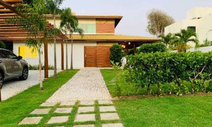 Casa em condomínio fechado com 4 quartos para alugar no Abrantes, Camaçari 