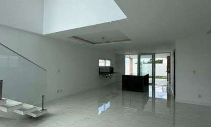Casa em Alpahville Litoral Norte II com 4|4, 04G e 270M² | Terreno 498M²