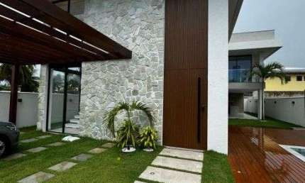Casa em Guarajuba com 7|4, 04G e 320M² e Terreno 509M²