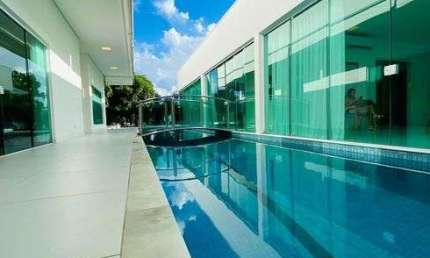 Casa Alto Luxo em Lauro de Freitas com 8|4, 06G e 1200M² | T erreno 3690M²