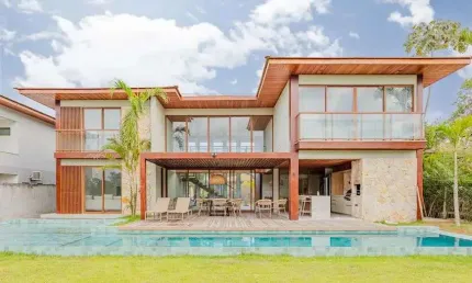 Casa alto luxo em praia do forte com 5|4, 04g e 400m² e terreno de 800m²