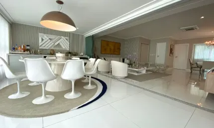 Lindo apartamento 210 m2 decorado no Horto Florestal Salvador-Bahia