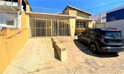 Casa com 3 quartos para alugar na Rua Siqueira Campos, Parque Industrial, São José do Rio Preto