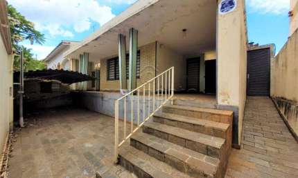 Casa com 3 quartos para alugar na Rua Marechal Deodoro da Fonseca, Parque Industrial, São José do Rio Preto