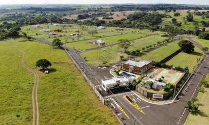 Terreno à venda no Condomínio Bella Vittá Monte Líbano, Bady Bassitt 
