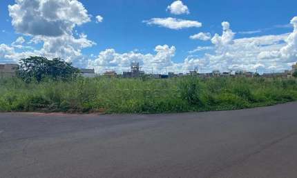 Terreno à venda no Centro, Olímpia 