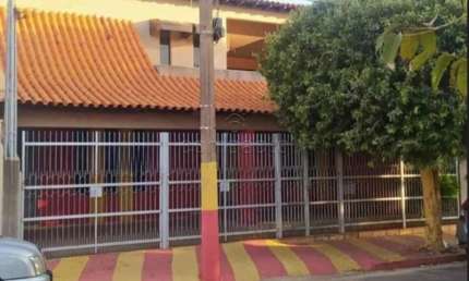Casa com 6 quartos à venda no Centro, Mirassol 