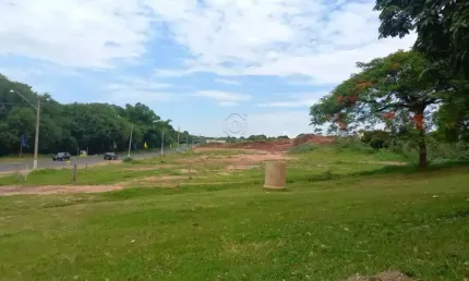 Terreno à venda no Distrito Industrial, Nova Granada 