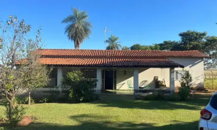 Chácara / sítio com 3 quartos à venda na Zona Rural, Guapiaçu , 100 m2 por R$ 330.000