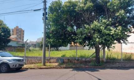 Terreno à venda no Centro, Fernandópolis 