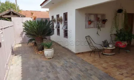 Casa com 3 quartos à venda no Centro, Cedral 