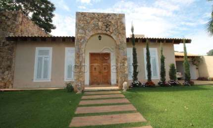 Casa em condomínio fechado com 3 quartos à venda na Zona Rural, Guapiaçu 
