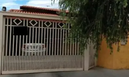 Casa com 3 quartos à venda na Vila Toninho, São José do Rio Preto 