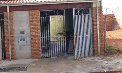 Casa com 2 quartos para alugar na Rua Ricardo Forni, Jardim Arroyo, São José do Rio Preto