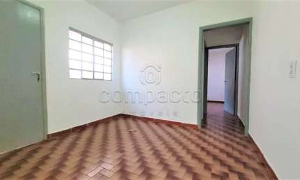 Casa com 2 quartos para alugar na Rua Bandeirantes, Jardim Paulista, São José do Rio Preto