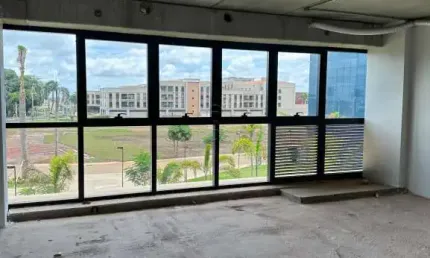 Comercial Sala/Loja Condomínio em São José do Rio Preto
