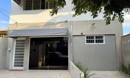 Apartamento com 3 quartos para alugar na Rua Ipiranga, Vila Curti, São José do Rio Preto