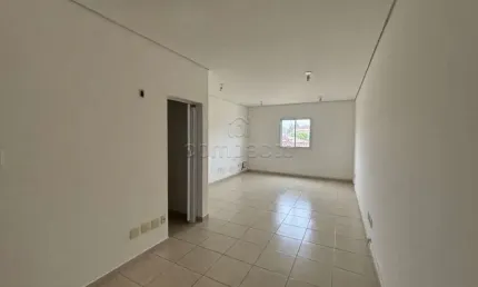 Comercial Sala/Loja Condomínio em São José do Rio Preto