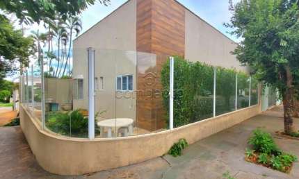 Comercial Sala/Loja Condomínio em São José do Rio Preto