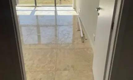 Comercial Sala/Loja Condomínio em São José do Rio Preto