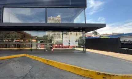 Comercial Sala/Loja Condomínio em São José do Rio Preto