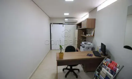 Sala comercial para alugar na Rua Virgílio Dias de Castro, Conjunto Habitacional São Deocleciano, São José do Rio Preto