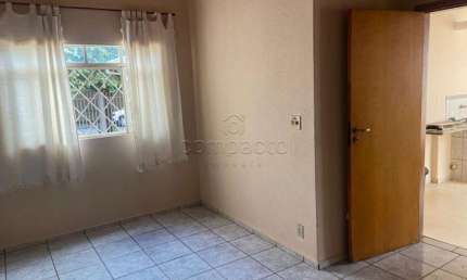Casa com 3 quartos à venda no Jardim Caparroz, São José do Rio Preto 