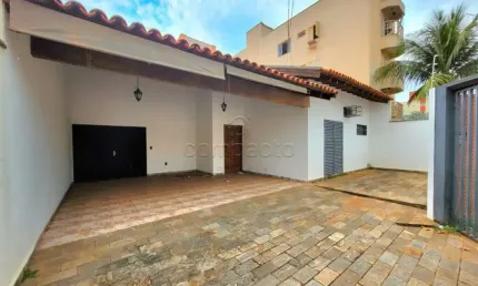 Casa com 3 quartos para alugar na Rua Waldemar Sanches, Cidade Nova, São José do Rio Preto