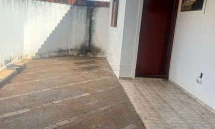 Casa com 1 quarto para alugar na Rua Feres Bucater, Jardim São Marco, São José do Rio Preto