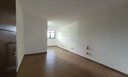 Comercial Sala/Loja Condomínio em São José do Rio Preto