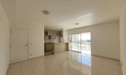 Apartamento com 3 quartos para alugar na José Polachini Sobrinho, Jardim Urano, São José do Rio Preto