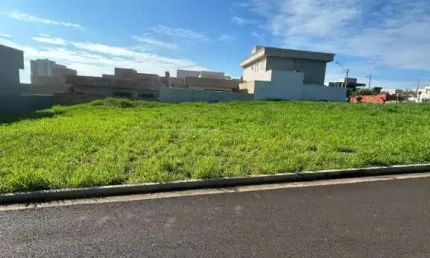 Terreno à venda no Village Provence, São José do Rio Preto 