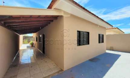Casa com 3 quartos para alugar na Rua Celestino Tedeschi, Jardim Conceição, São José do Rio Preto
