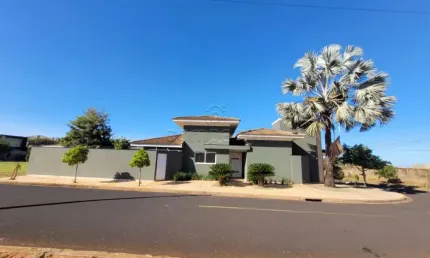 Casa de esquina 3 Suítes para alugar e vender - Residencial Jardim Botânico