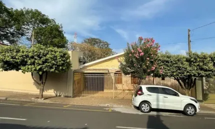 Casa com 3 quartos à venda na Vila Santo Antônio, São José do Rio Preto 