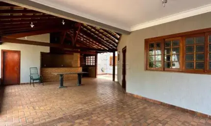 Casa comercial para alugar na Rua Orlando Vescovi, Universitário, São José do Rio Preto