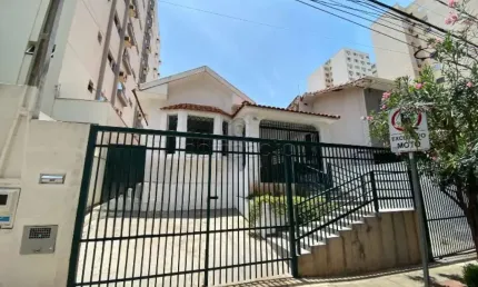 Casa comercial para alugar na Rua Quinze de Novembro, Centro, São José do Rio Preto