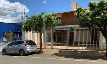 Casa comercial para alugar na Rua Redentora, Vila Redentora, São José do Rio Preto