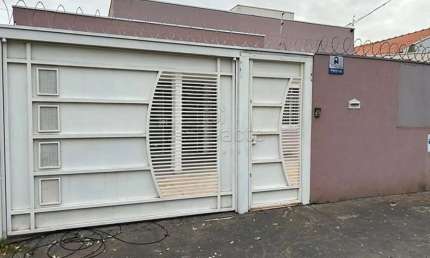 Casa comercial para alugar na Rua Ipiranga, Santos Dumont, São José do Rio Preto