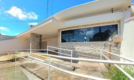 Casa comercial à venda na Vila Redentora, São José do Rio Preto 