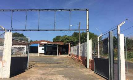 Casa comercial à venda no Residencial Ana Célia, São José do Rio Preto 