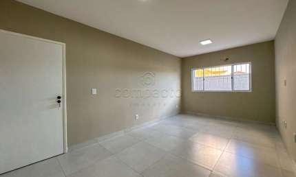 Apartamento com 3 quartos para alugar na Rua Capitão José Maria, Jardim Urano, São José do Rio Preto