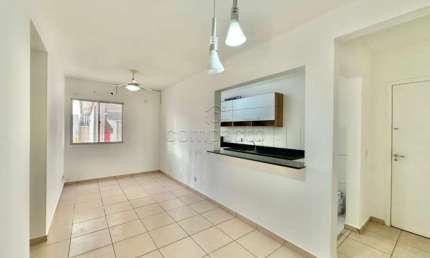 Lindo e amplo apartamento com 03 quartos na Zona Sul.