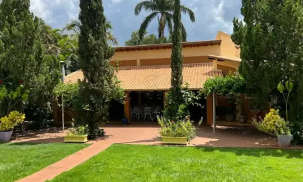 Título: Chácara Térrea com 3 quartos a Venda no Condomínio Monte Carlo