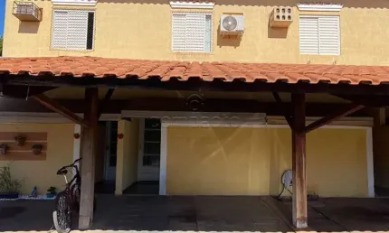 Sobrado em condomínio com 2 quartos para alugar - Vila Borguese