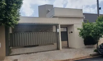 Casa com 3 quartos e 1 suíte - Residencial Jardim Macedo.