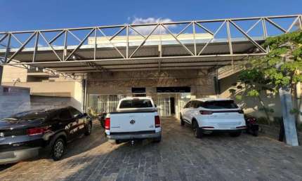 Ponto comercial para alugar na Rua Maria Carolina Trevisan Fava, Universitário, São José do Rio Preto