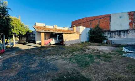 Casa à venda, 2 quartos, Parque da Aroeiras - São José do Rio Preto/SP