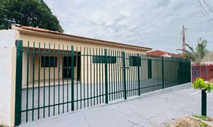 Casa com 2 Quartos e 2 Vagas para locação, 120m² - Eldorado