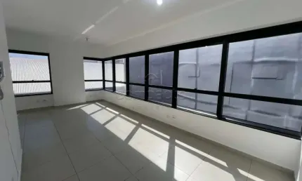Comercial Sala/Loja Condomínio em São José do Rio Preto